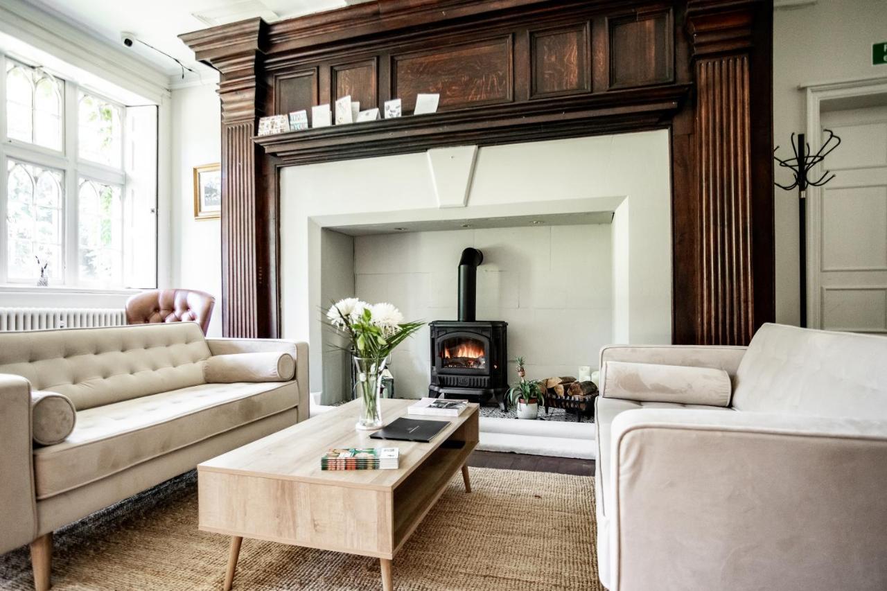 Woodborough Hall Luaran gambar