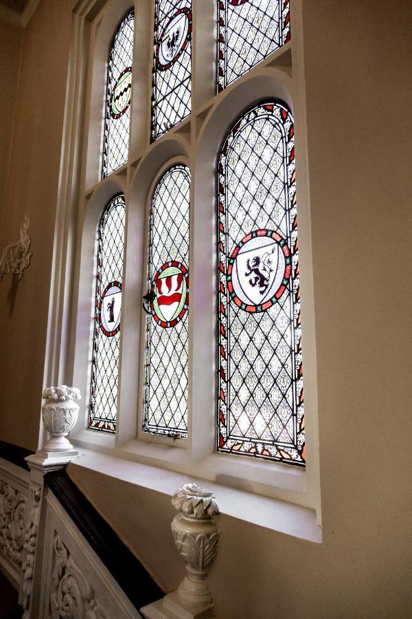 Woodborough Hall Luaran gambar