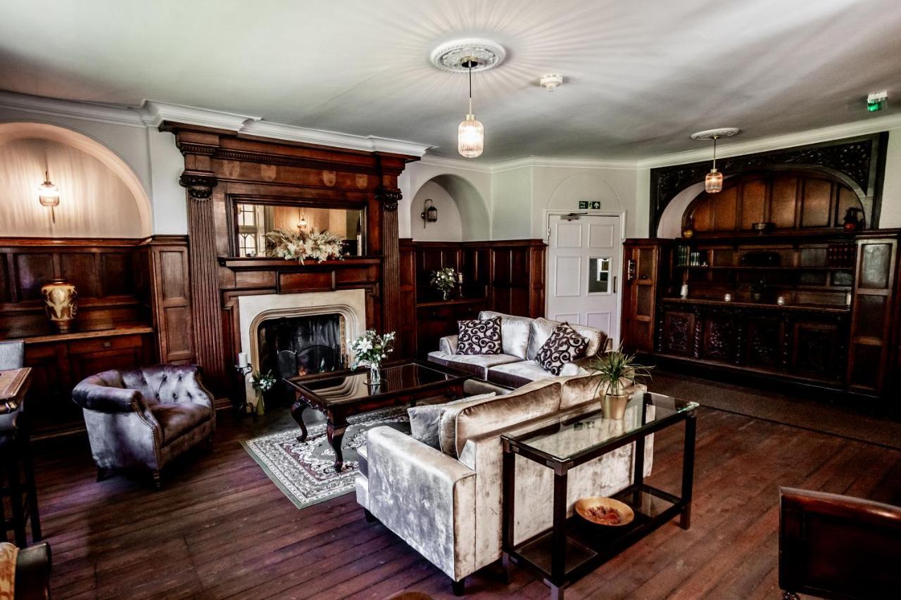 Woodborough Hall Luaran gambar