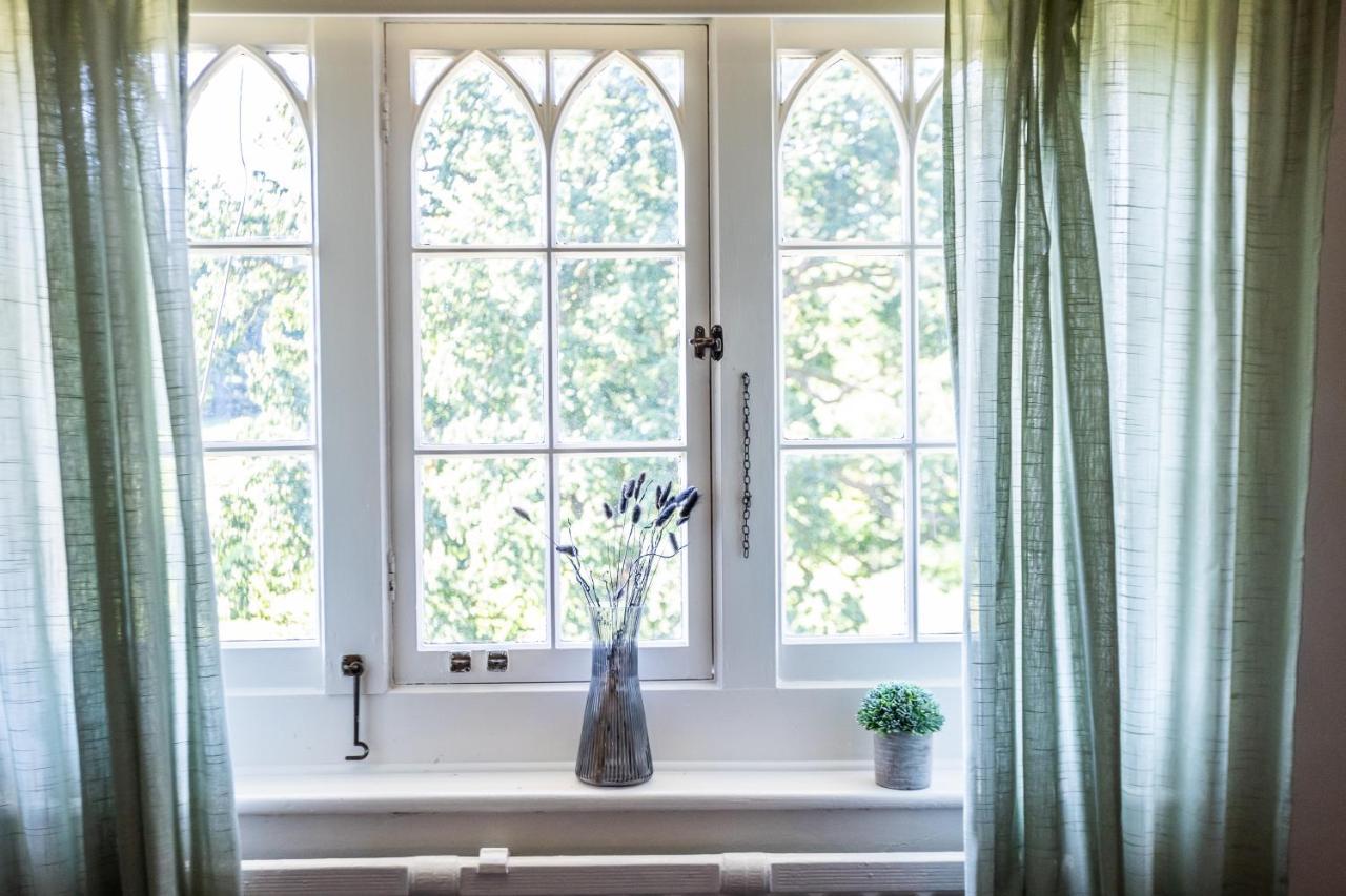 Woodborough Hall Luaran gambar